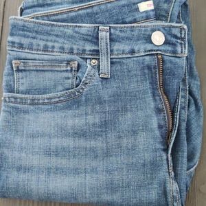 Women's Levis 721